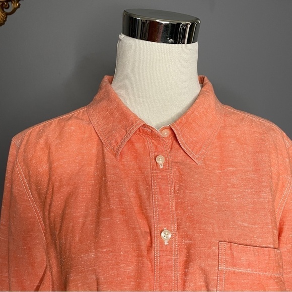 Red/ orange shoulder to shoulder 18” 26” length long sleeve denim button down - Picture 5 of 5